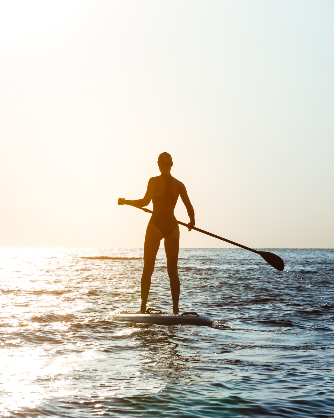 Stand-up paddle no Raízes Resort